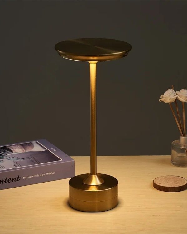 Luxury rechargeable metal lamp for resturants
